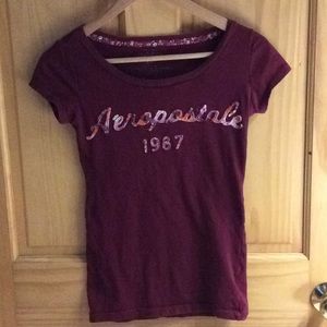 s/p  maroon short sleeve Aeropostale shirt